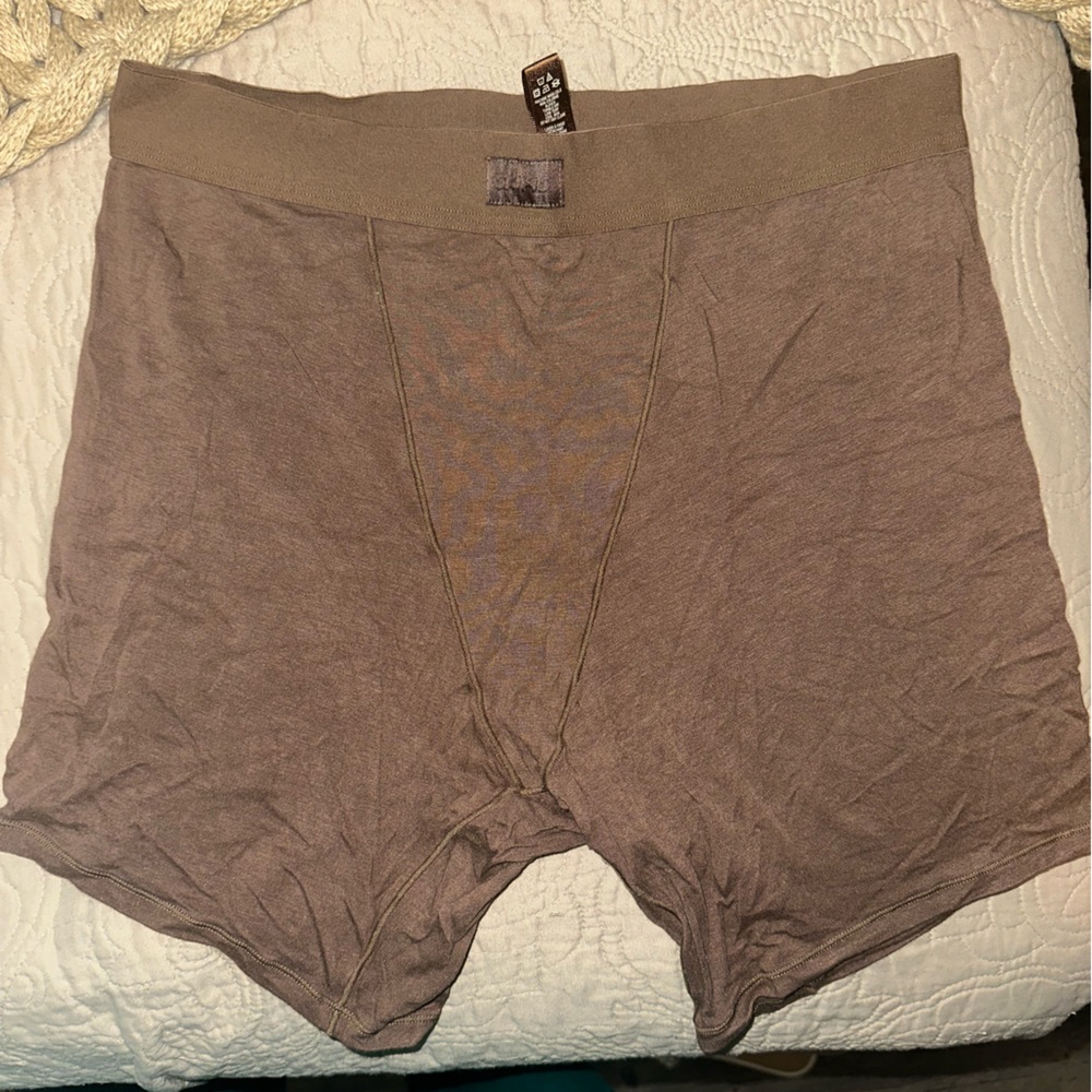 Skims boyfriend boxers